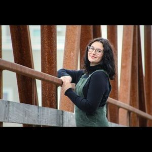 Meet your Posher, Ariel